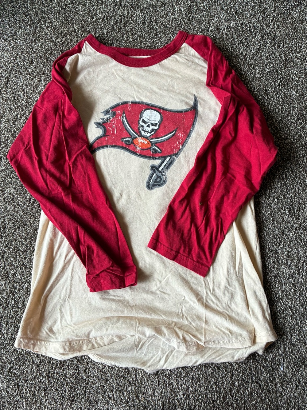 Women’s Majestic distressed Tampa Bay Bucs/Gronk long sleeve tee